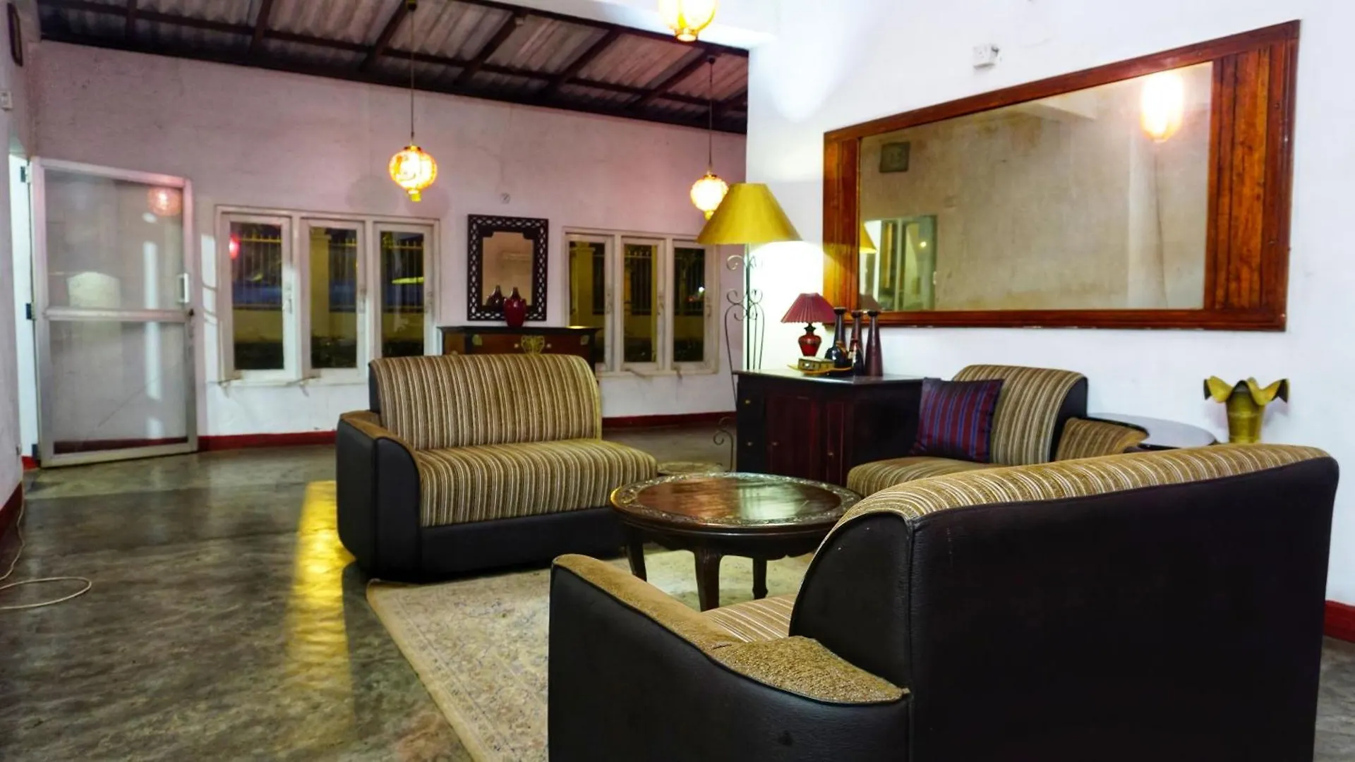Habarana Inn 0*,  Sri Lanka