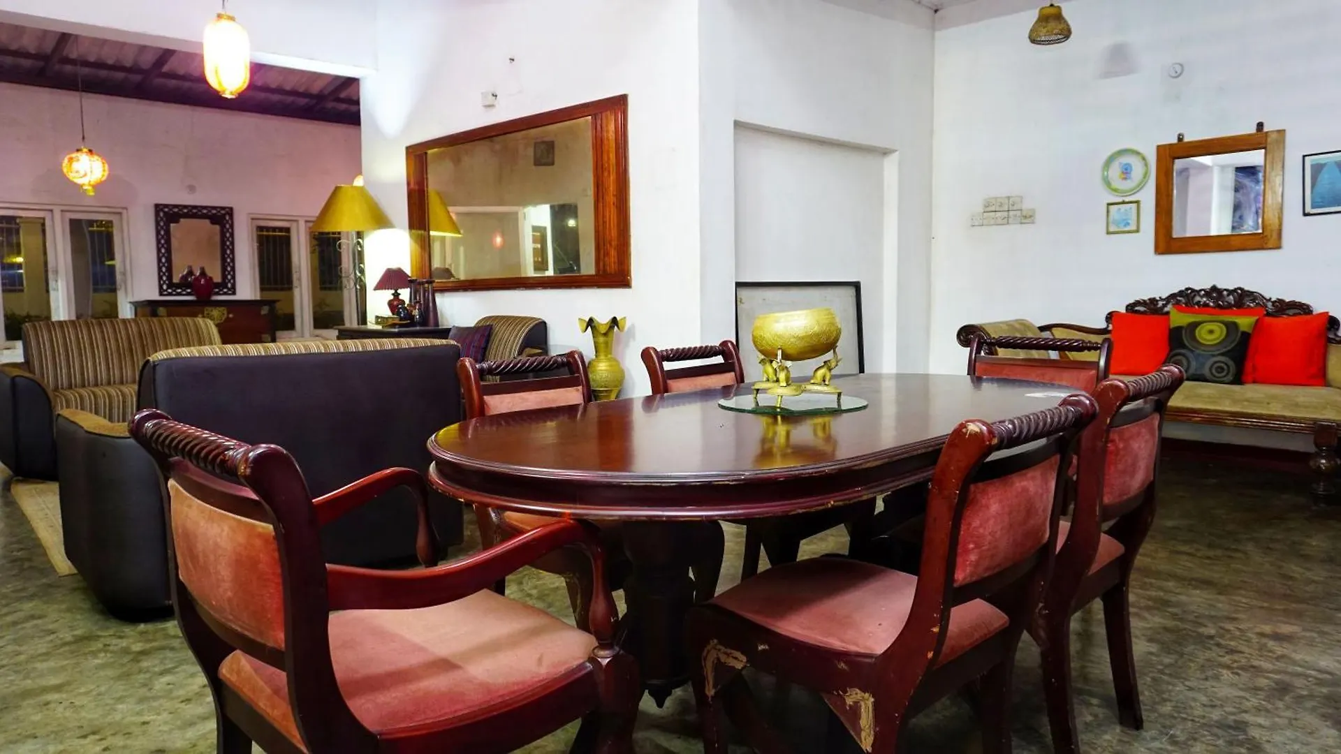 Habarana Inn