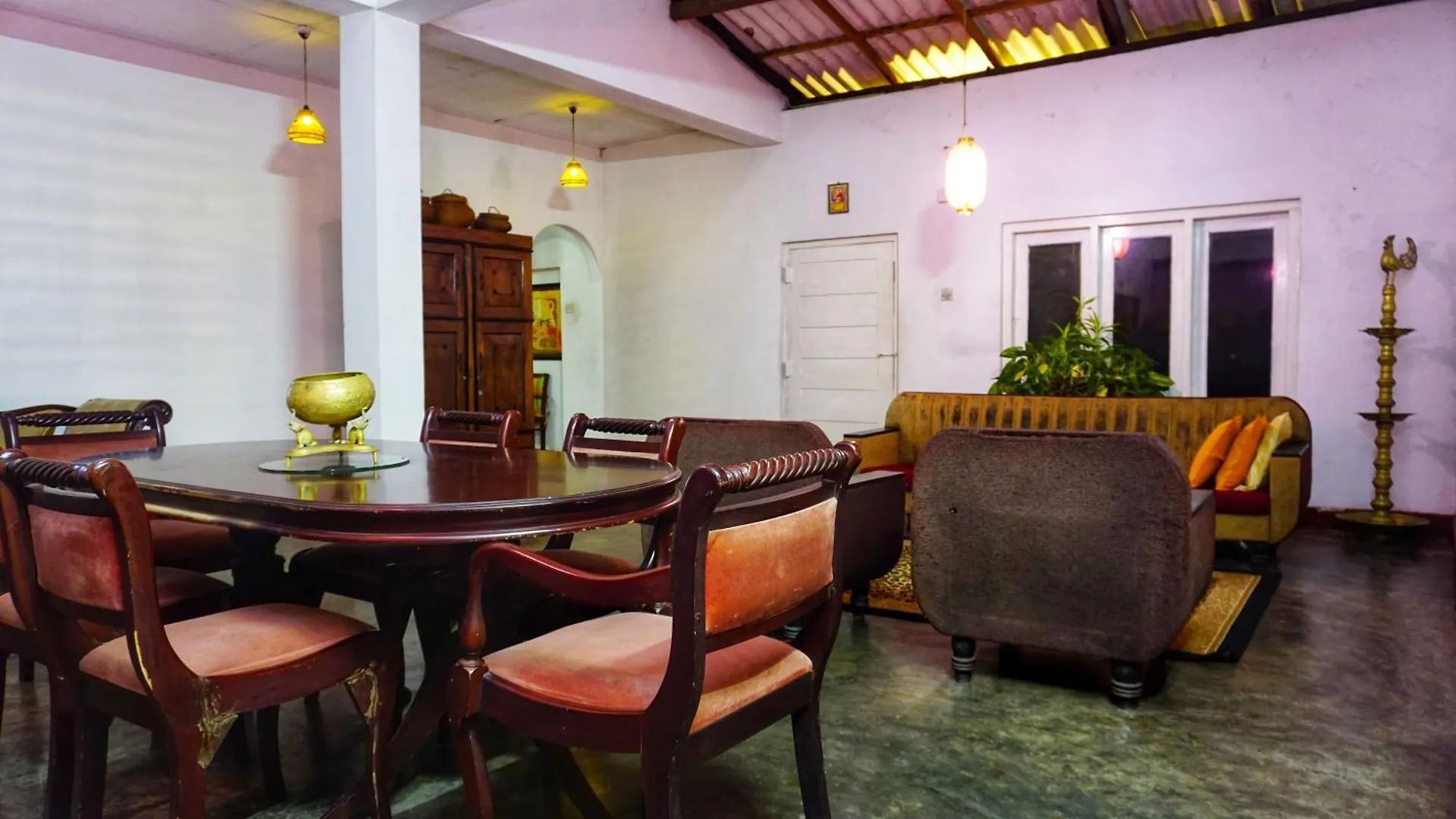 Habarana Inn 0*,  Sri Lanka