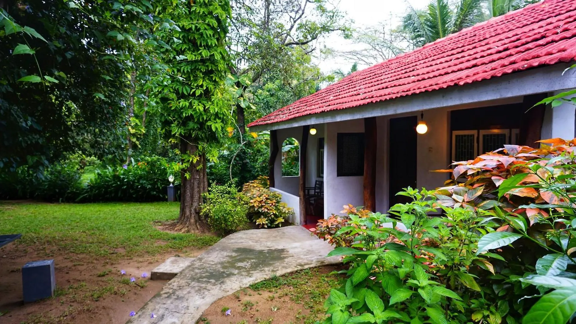 Habarana Inn
