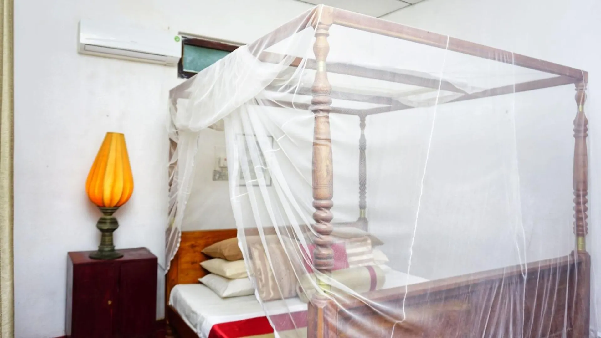Habarana Inn 0*,  Sri Lanka